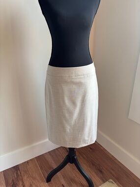 Ann Taylor Factory Light Cream Pencil Skirt